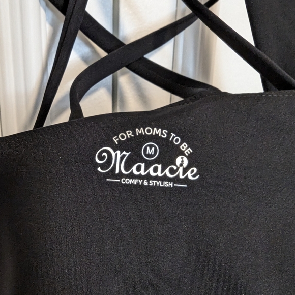 Black maternity dress - Picture 3 of 3